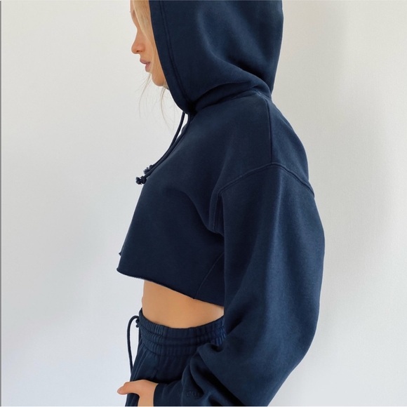 *SOLD* TNA cozy af sweatsuit set - Picture 2 of 11